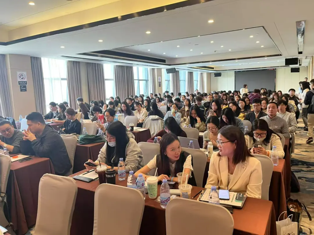 王师傅3月9日线下大会： 亚马逊三巨头（Attribution, associates, ACC）哪一个是2025年大趋势？